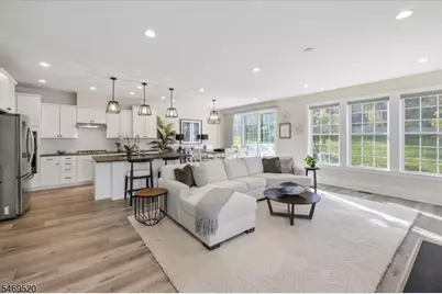22 Aspen Dr, Cedar Grove Twp., NJ 07009 - Photo 7