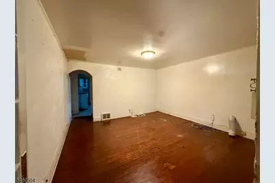267 S 18th St #1, Newark, NJ 07103 - Photo 3