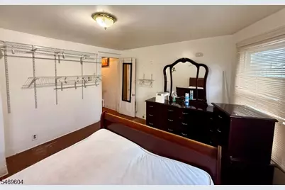 267 S 18th St #1, Newark, NJ 07103 - Photo 11