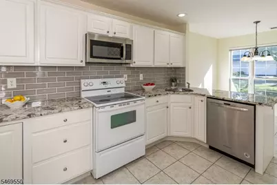 272 Colt St, Hopewell Township, NJ 08534 - Photo 5