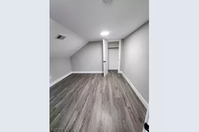 93 Hughes St #5, Maplewood, NJ 07040 - Photo 9