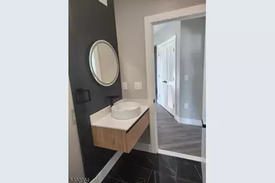 93 Hughes St #4, Maplewood, NJ 07040 - Photo 13