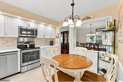2A John Adams Ct, Monroe Township, NJ 08831 - Photo 23