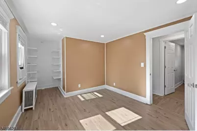 54 Evergreen Ave, Woodbridge Township, NJ 08863 - Photo 17