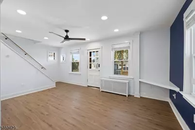 54 Evergreen Ave, Woodbridge Township, NJ 08863 - Photo 5