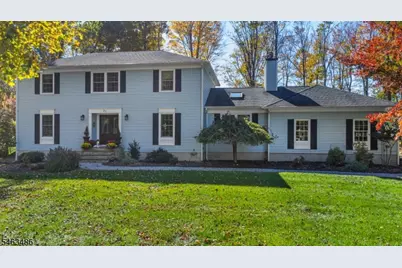 21 Powhatatan Way, Mount Olive, NJ 07840 - Photo 1