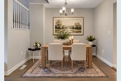 105 Wimbledon Sq, Washington Township, NJ 07840 - Photo 13
