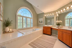 47 Wyckoff Dr, Union Township, NJ 08867 - Photo 17