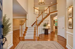 47 Wyckoff Dr, Union Township, NJ 08867 - Photo 3
