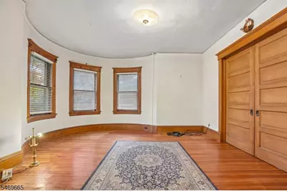 37 Gould Pl, Caldwell, NJ 07006 - Photo 9