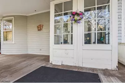 37 Gould Pl, Caldwell, NJ 07006 - Photo 3