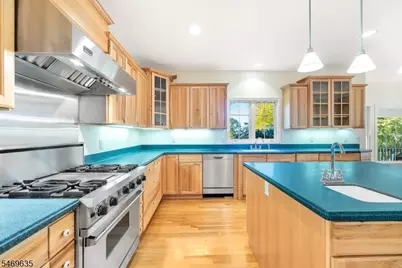 32 Perona Rd, Andover Township, NJ 07821 - Photo 13