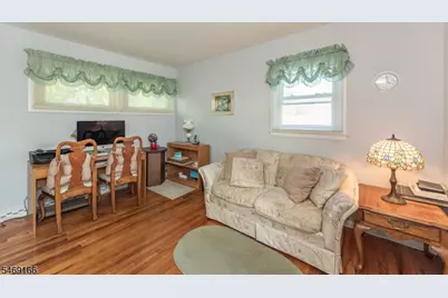 912 Colfax Ave, Pompton Lakes, NJ 07442 - Photo 13