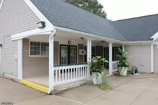 275 Morning Glory Ct, Readington, NJ 08889 - Photo 37