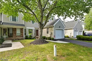 275 Morning Glory Ct, Readington, NJ 08889 - Photo 3