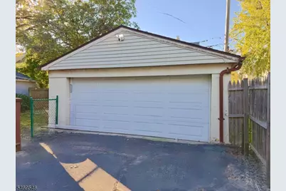 361 Halsted St, East Orange, NJ 07018 - Photo 15