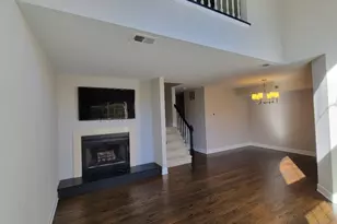 58 Bentley Ct, Bedminster Township, NJ 07921 - Photo 3
