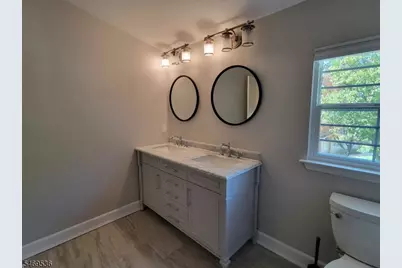 58 Bentley Ct, Bedminster Township, NJ 07921 - Photo 17