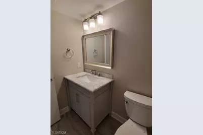 58 Bentley Ct, Bedminster Township, NJ 07921 - Photo 11