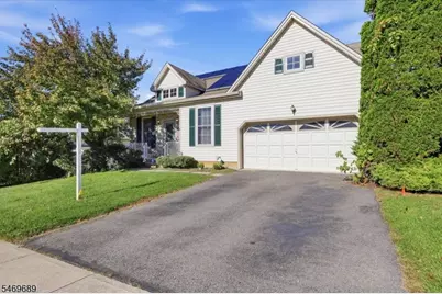 14 Kyle Dr, Lopatcong Township, NJ 08865 - Photo 3