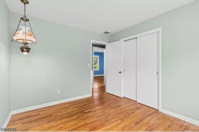 88 Old Farmers Rd, Washington Township, NJ 07853 - Photo 19