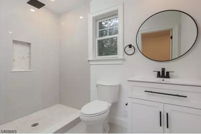 17 Blake Dr, Clark Township, NJ 07066 - Photo 27