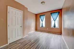 439 S 18th St, Newark, NJ 07103 - Photo 7