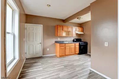 439 S 18th St, Newark, NJ 07103 - Photo 5