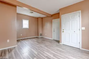 439 S 18th St, Newark, NJ 07103 - Photo 3
