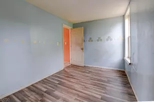 439 S 18th St, Newark, NJ 07103 - Photo 25