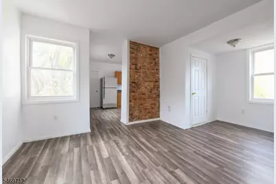 439 S 18th St, Newark, NJ 07103 - Photo 13