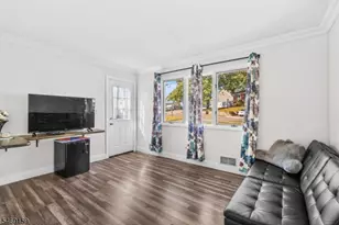 58 Hilltop Terrace, Bloomingdale, NJ 07403 - Photo 19