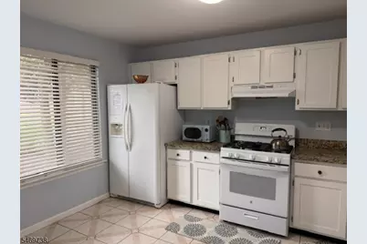 71 Park Gate Dr, Edison, NJ 08820 - Photo 7