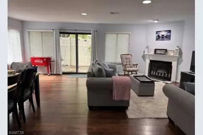 71 Park Gate Dr, Edison, NJ 08820 - Photo 3