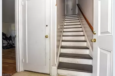 44 Ekings Ave, Hawthorne, NJ 07506 - Photo 5