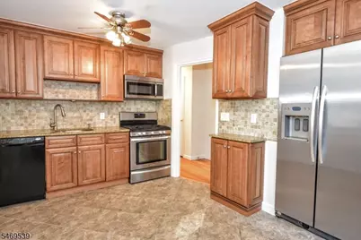 44 Ekings Ave, Hawthorne, NJ 07506 - Photo 9