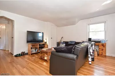 44 Ekings Ave, Hawthorne, NJ 07506 - Photo 17