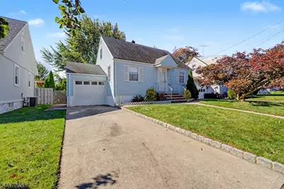 56 Trudy Dr, Lodi, NJ 07644 - Photo 3