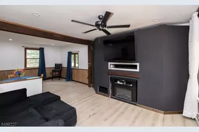 30 Henderson St, Oxford Township, NJ 07863 - Photo 3