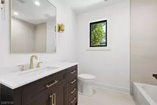 31 Ashwood Dr, Livingston, NJ 07039 - Photo 15