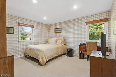 1 Fredon Dr, Livingston, NJ 07039 - Photo 15