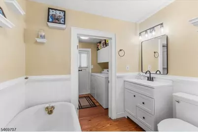 32 Lakeside Dr E, Liberty Township, NJ 07823 - Photo 23