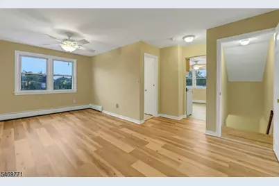 343 Wagaraw Rd, Hawthorne, NJ 07506 - Photo 31