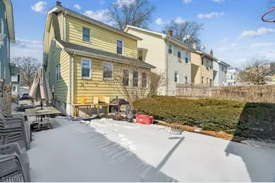 7 Wolf Pl, Irvington, NJ 07111 - Photo 25