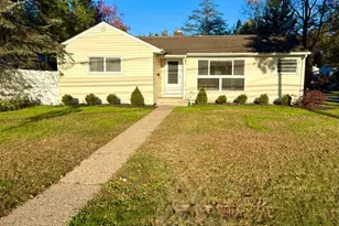56 Brooklake Rd, Madison, NJ 07940 - Photo 1