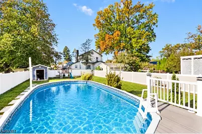 417 Jefferson Ave, Dunellen, NJ 08812 - Photo 3