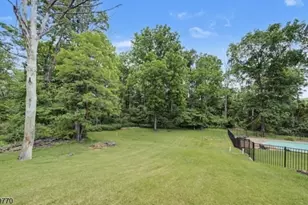 5 Worthington Rd, Knowlton Township, NJ 07832 - Photo 9