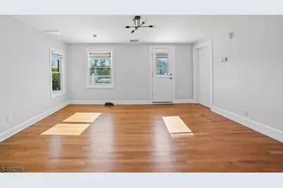 281 Essex Street, Millburn, NJ 07041 - Photo 7