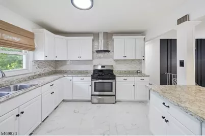 66 Lockwood Pl, Clifton, NJ 07012 - Photo 11