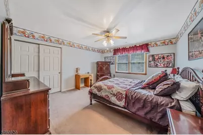11 Ledgerock Ct, Parsippany, NJ 07950 - Photo 23